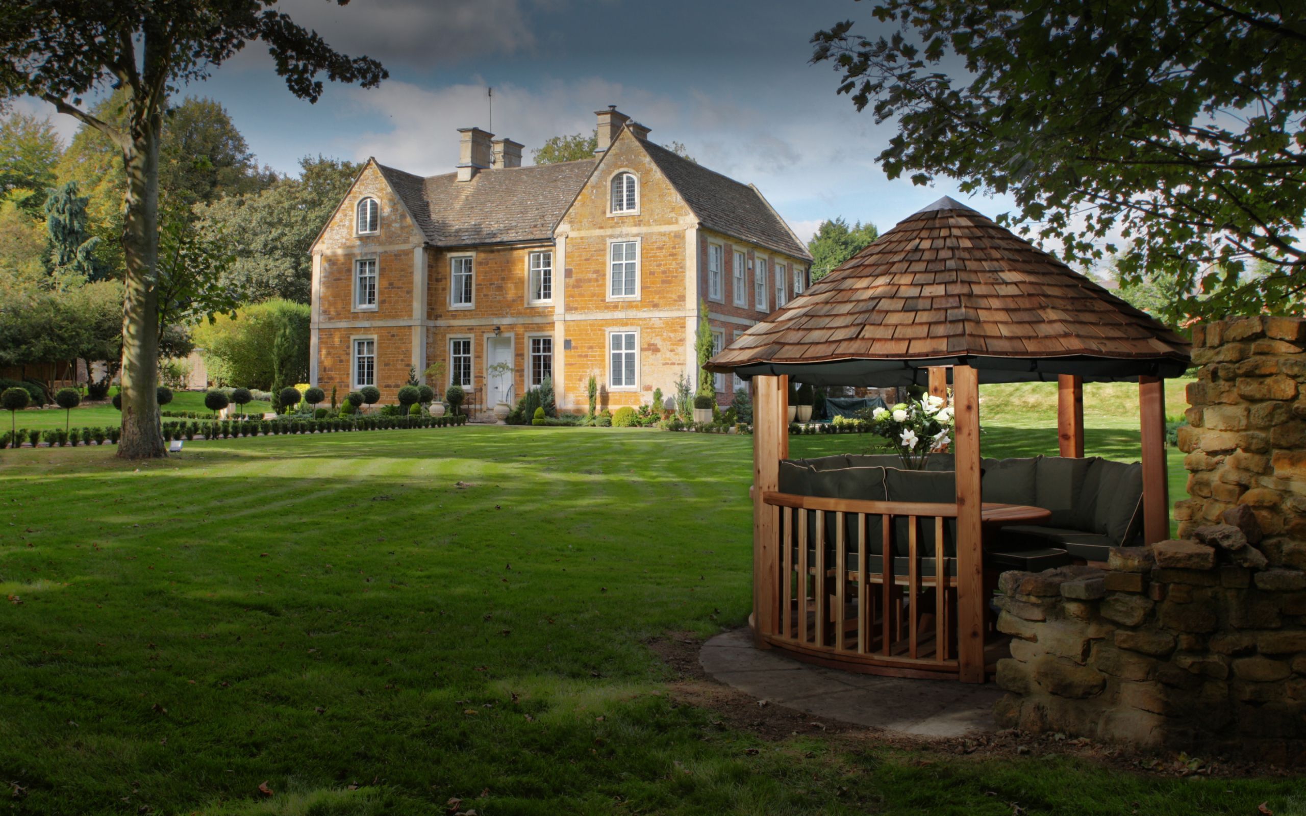 Elizabeth gazebo desktop