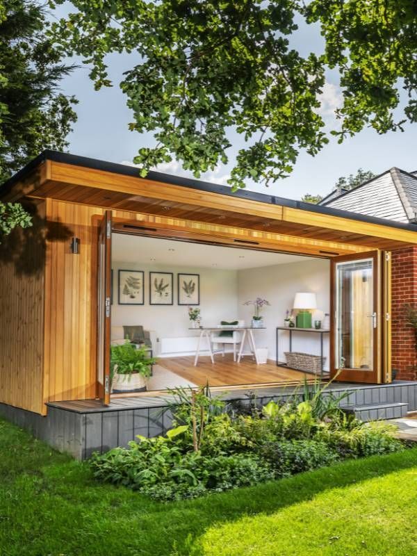 Crown Sandringham Luxury Garden Room garden rooms